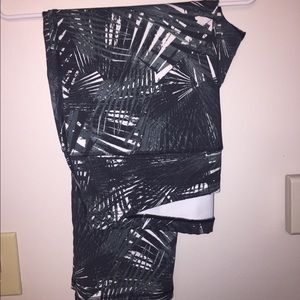 Multi maternity capri XL